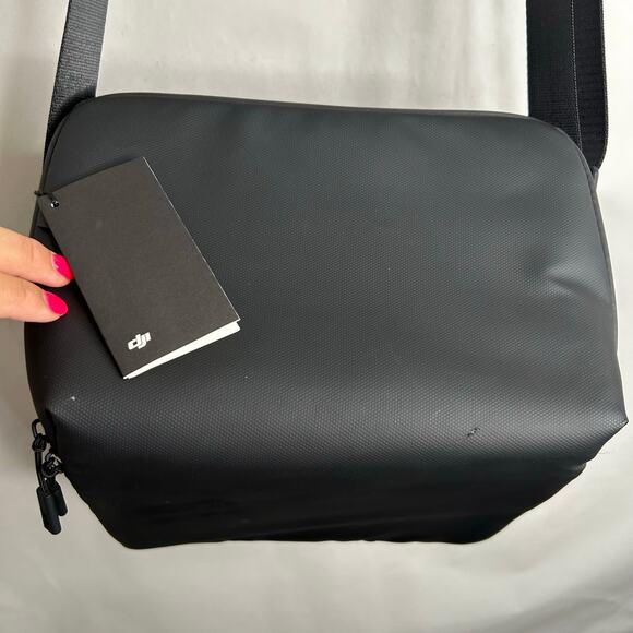 DJI AVATAR 2 Genuine Shoulder Bag Case - Picture 4 of 5